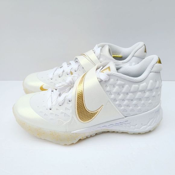 trout 6 turf shoes